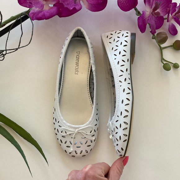 J. Crew Other - J. Crew Crewcuts Girls Ballet Flats in Eyelet